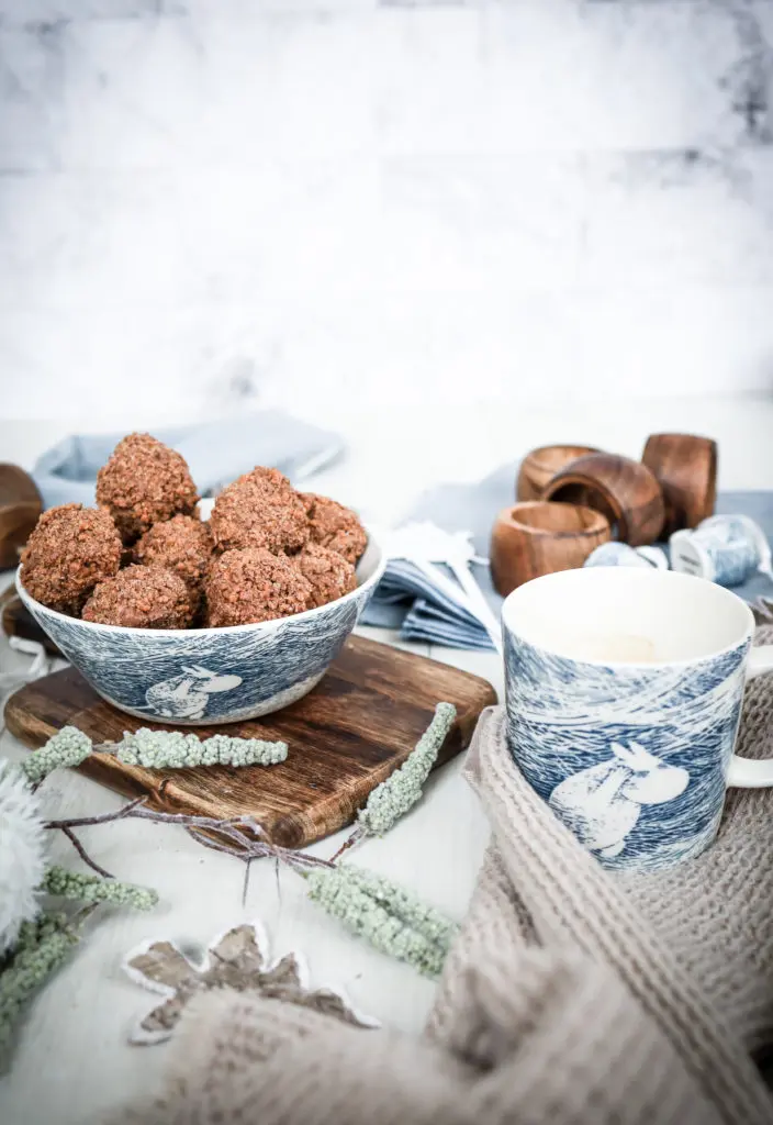 This image has an empty alt attribute; its file name is IMG_0297-704x1024.jpg