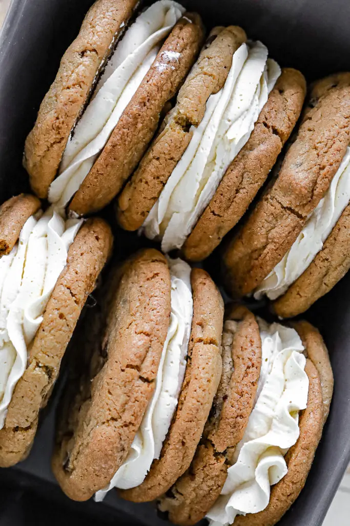 This image has an empty alt attribute; its file name is IMG_1566-e1635869042802-683x1024.jpg