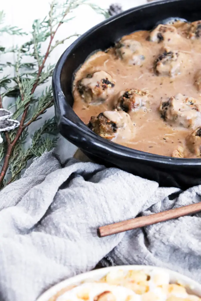 This image has an empty alt attribute; its file name is IMG_2747-683x1024.jpg